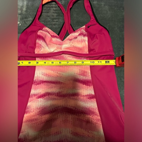 Women’s size small NIKE swim TOP ONLY - Picture 3 of 5